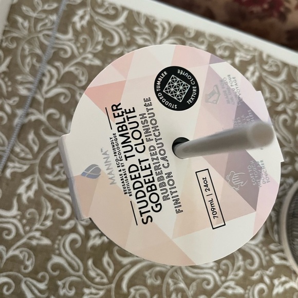 Manna Studded Tumbler with Straw - Picture 3 of 5